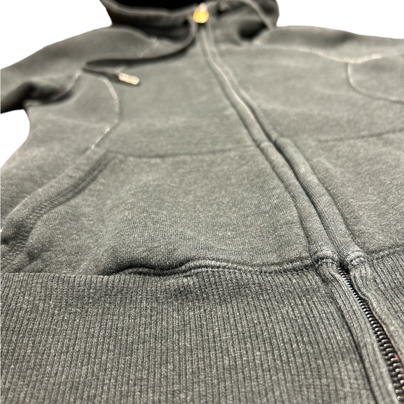 TNA hoodie - Picture 4 of 8